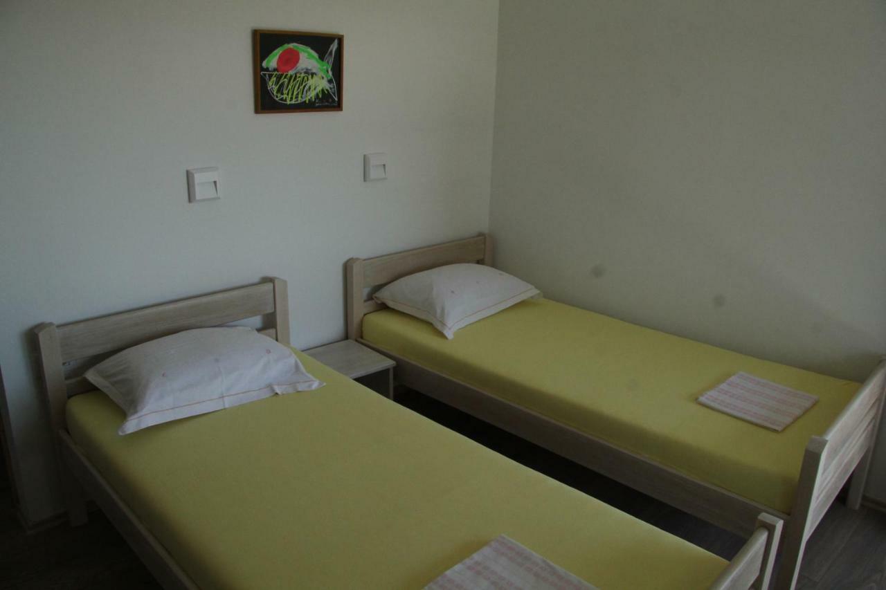 Bed & Breakfast Novalja Inn Extérieur photo