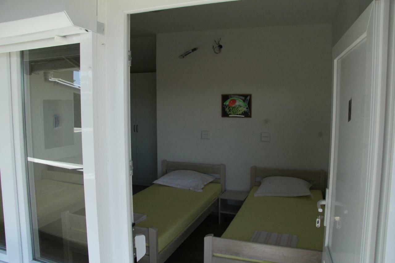 Bed & Breakfast Novalja Inn Extérieur photo